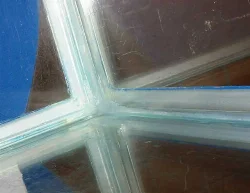 Detail of a corner joint. An even bead ensures a watertight seal.